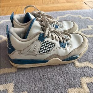 Jordan 4 Retro Kids Sneakers - White and Blue Nike